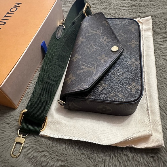 Louis Vuitton Felicie strap and go crossbody bag - Picture 5 of 9